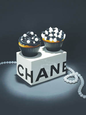 Chanel, Christian Louboutin, Louis Vuitton и Vera Wang.